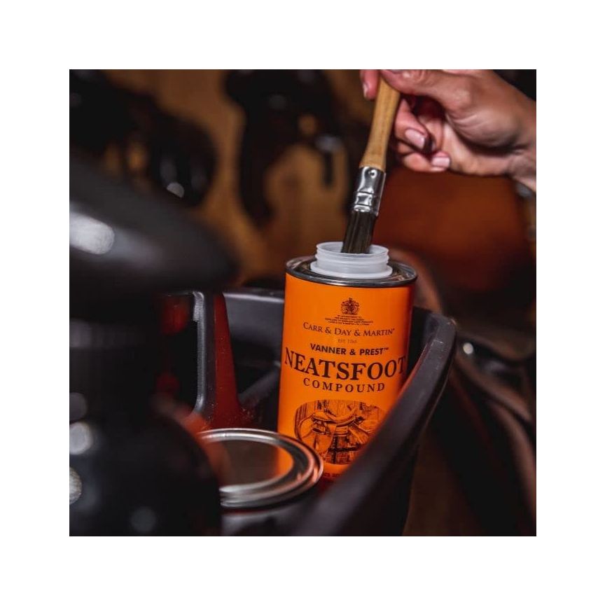 CDM Belvoir Vanner & Prest Neatsfoot Oil Stable