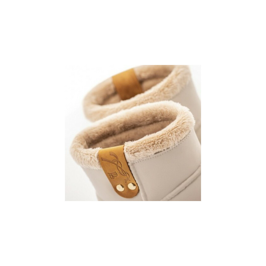 Penelope Boots Logo