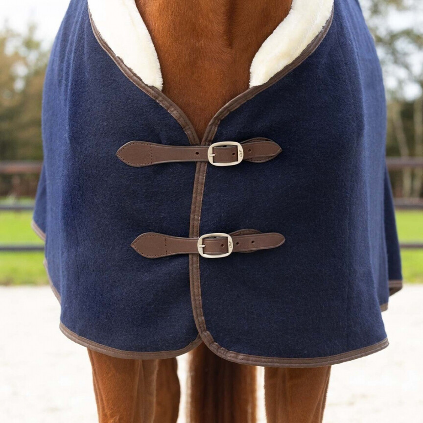 QHP Wool Rug Deluxe Navy Front